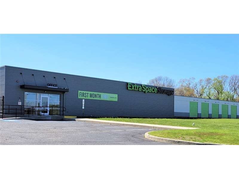 Extra Space Storage facility on 5440 US-9 - Howell, NJ