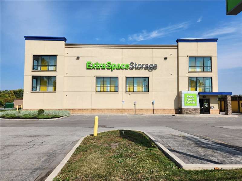Extra Space Storage facility on 1270 Jefferson Rd - Rochester, NY
