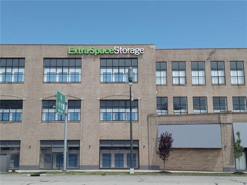 Extra Space Storage facility on 3005 Chester Ave - Cleveland, OH