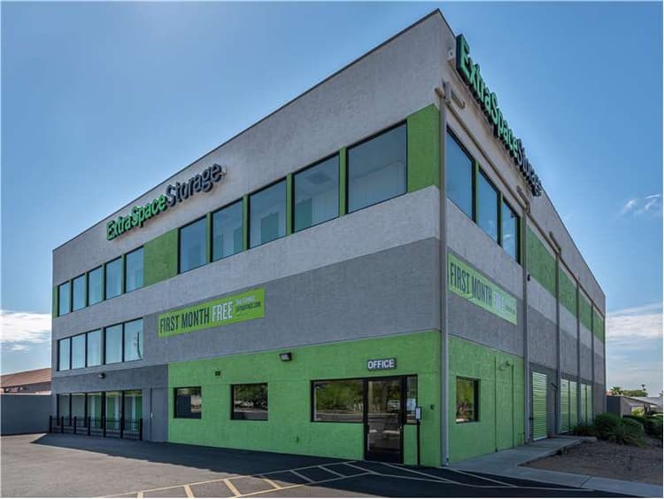 Storage Units in Phoenix, AZ at 2043 W Peoria Ave Extra Space Storage