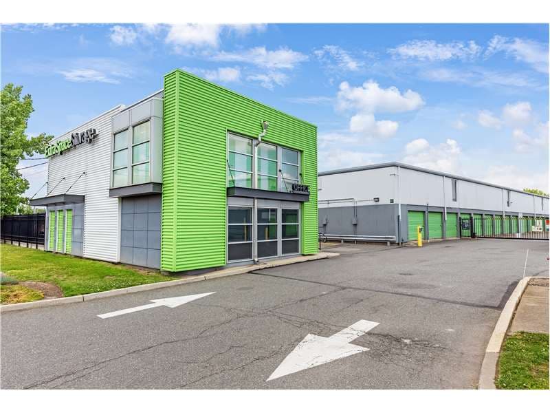 Storage Units in Hackensack, NJ at 270 S River St Extra Space Storage