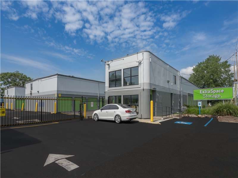Storage Units in Secaucus, NJ at 101 Paterson Plank Rd Extra Space