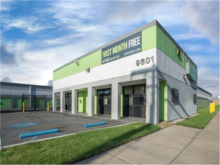 Storage Units in Pico Rivera, CA at 9601 Slauson Ave Extra Space Storage