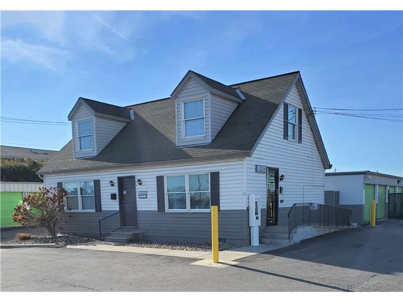 Storage Units in Columbus, OH at 191 N Wilson Rd Extra Space Storage