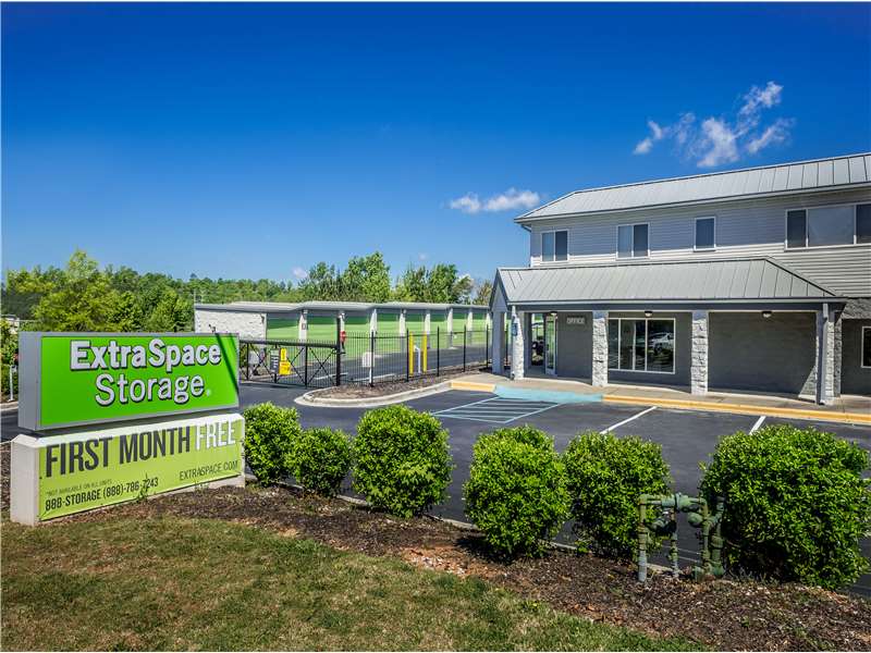 Storage Units in Birmingham, AL at 3050 Bowling Dr Extra Space Storage