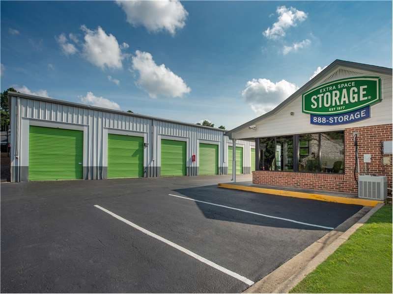 Storage Units in Birmingham, AL at 2135 Columbiana Rd Extra Space Storage