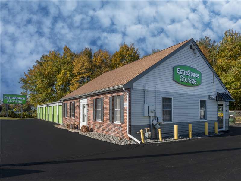 Storage Units in New Bedford, MA at 3131 Acushnet Ave | Extra Space Storage