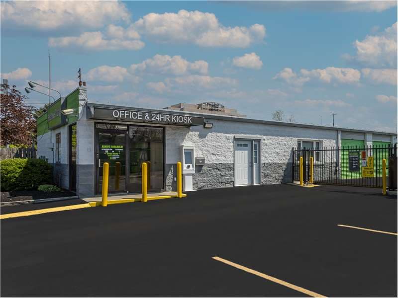 Storage Units in Hilliard, OH at 3450 Parkway Ln Extra Space Storage