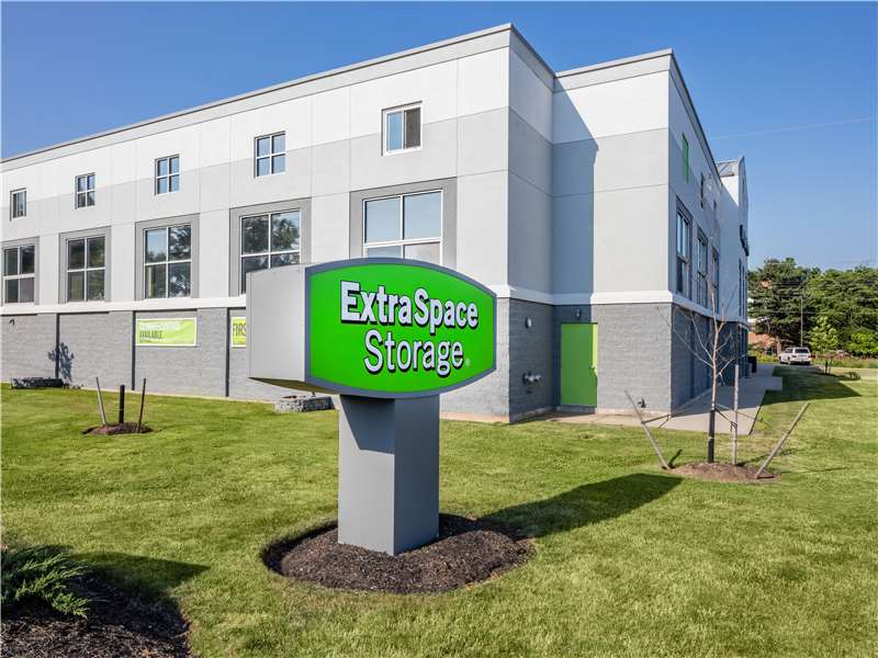 Extra Space Storage Deane Hill