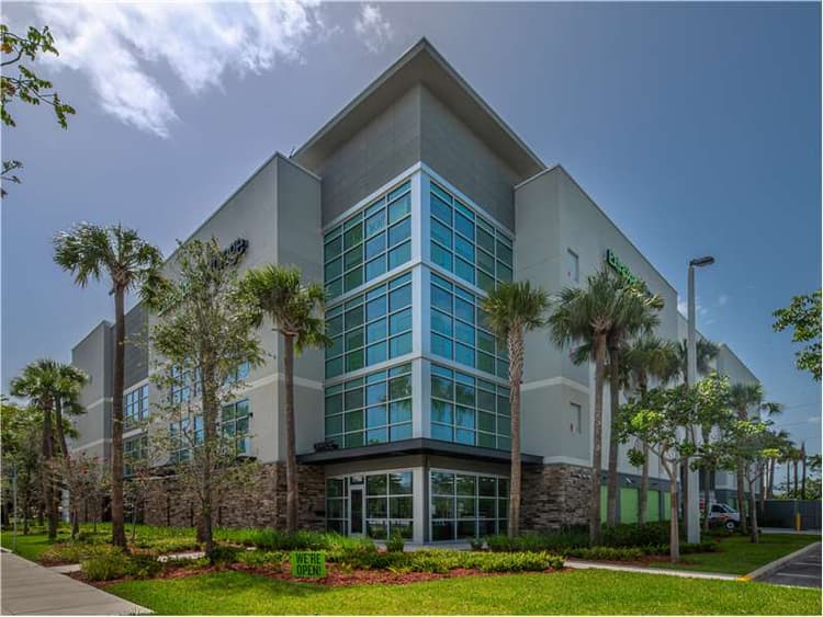 Storage Units in Plantation, FL at 7795 W Sunrise Blvd Extra Space