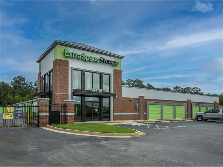 Storage Units in Sharpsburg, GA at 52 Bailey Station Cir Extra Space