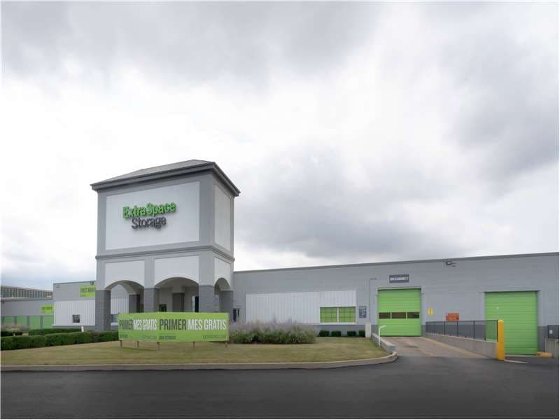 Storage Units in Cicero, IL at 5701 Ogden Ave Extra Space Storage