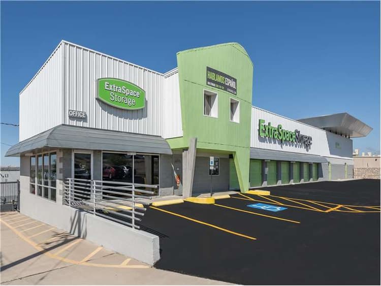 Storage Units in El Paso, TX at 5405 S Desert Blvd Extra Space Storage