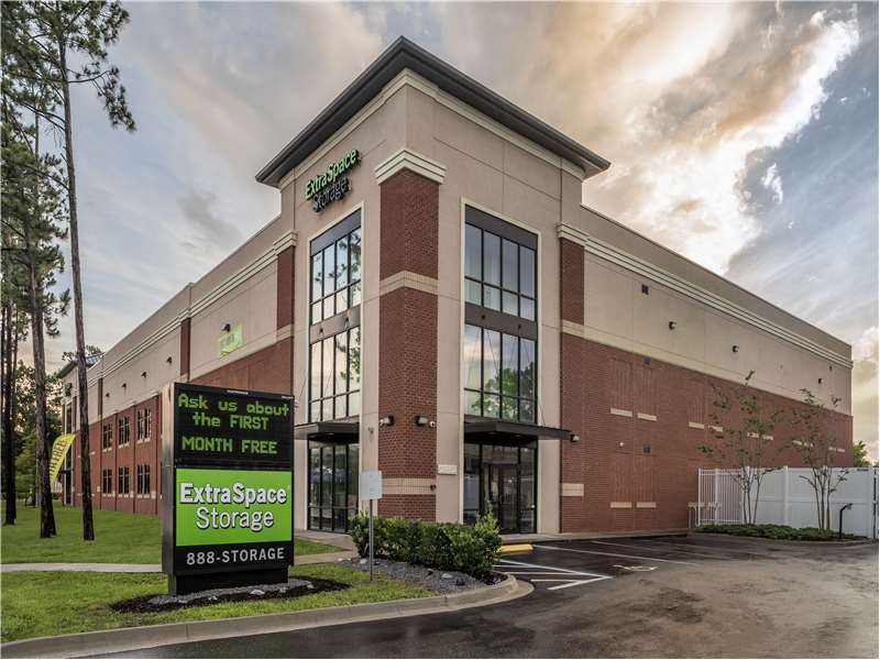 Storage Units in Jacksonville, FL at 100 Girvin Rd Extra Space Storage