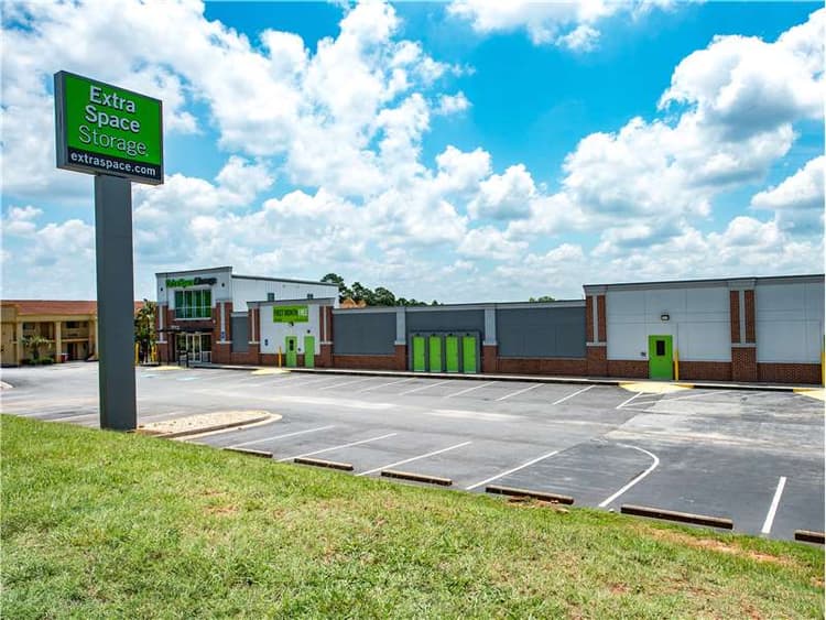 Storage Units in Stockbridge, GA at 1461 Hudson Bridge Rd Extra Space