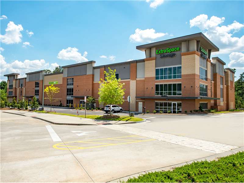 Storage Units in Buford, GA at 2920 Buford Dr Extra Space Storage
