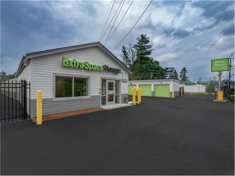 Storage Units in North Reading, MA at 140 Main St Extra Space Storage