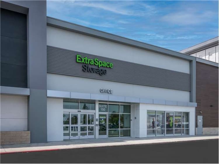 Storage Units in El Cajon, CA at 575 Fletcher Pkwy, Ste 150 Extra