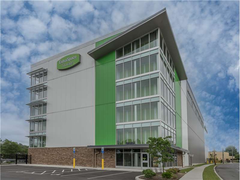 Storage Units in Providence, RI at 145 Corliss St Extra Space Storage