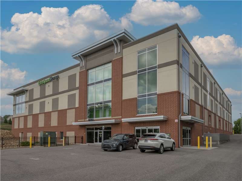 Storage Units in Knoxville, TN at 8627 Middlebrook Pike Extra Space Storage