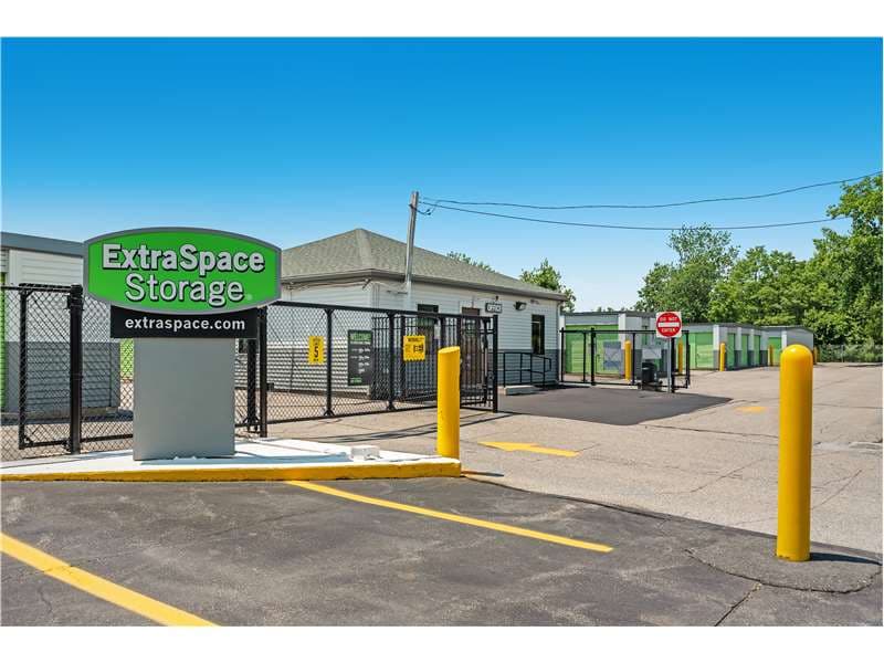 Storage Units in Tyngsboro, MA at 0 Industrial Way Extra Space Storage