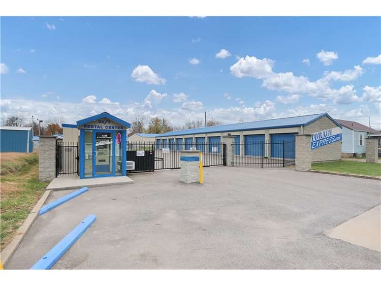 Cheap Storage Units at 1339 W Tipton St in Seymour, IN Extra Space
