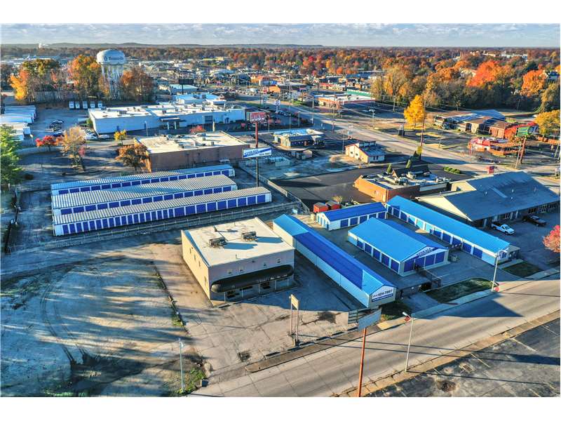 Cheap Storage Units at 4815 Tippecanoe Dr in Evansville, IN Extra