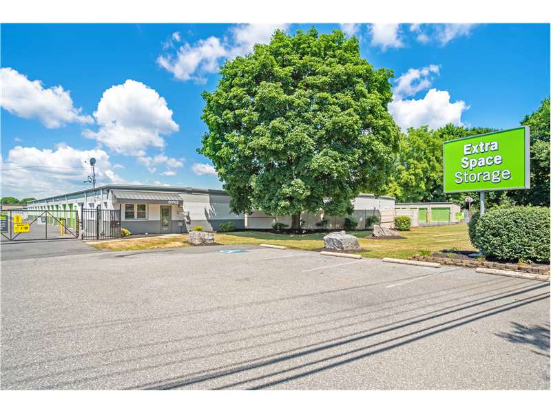 Storage Units in Mechanicsburg, PA at 191 Salem Church Rd Extra Space