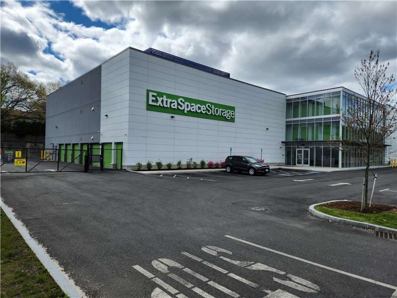 Storage Units in Salem, MA at 435 Highland Ave Extra Space Storage