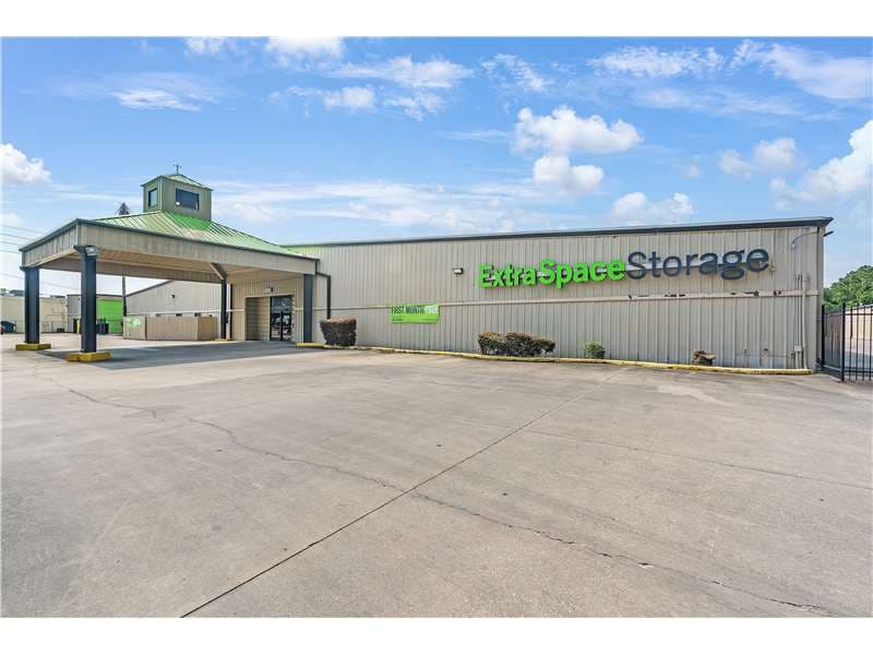 Storage Units in Humble, TX at 5250 FM 1960 Rd E Extra Space Storage