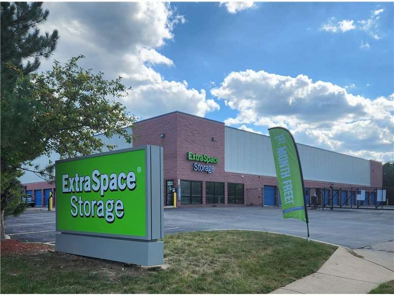 Extra Space Storage facility on 115 Jacqueline Ln - High Ridge, MO
