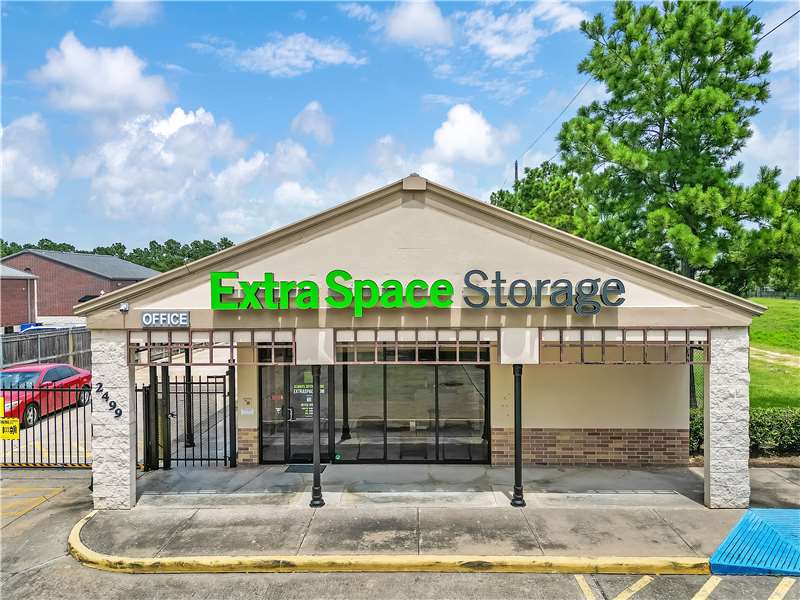Storage Units in Katy, TX at 2499 S Mason Rd Extra Space Storage