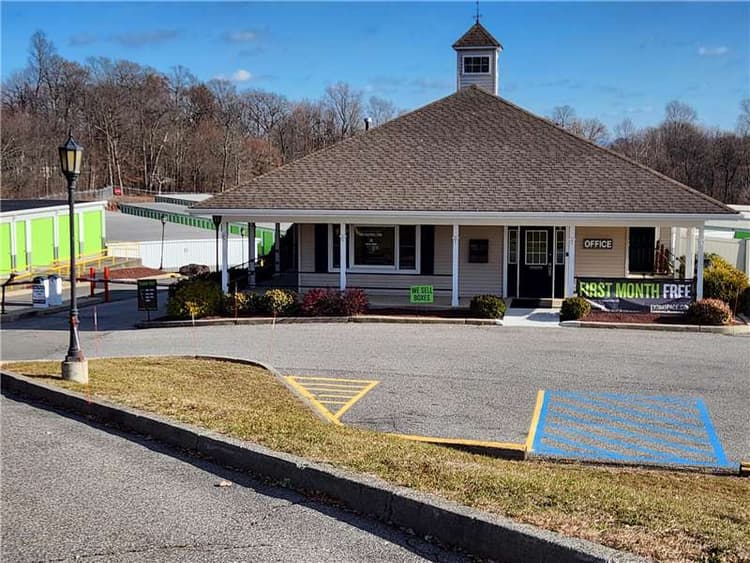 Storage Units in Middletown, NY at 2070 Goshen Tpke Extra Space Storage