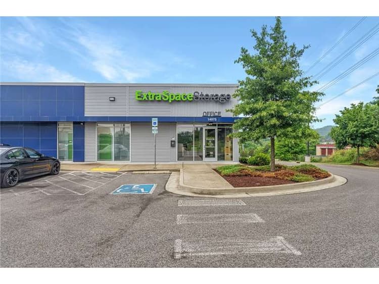 Storage Units in Nashville, TN at 14975 Old Hickory Blvd Extra Space