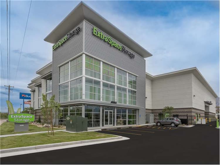 Storage Units in Murray, UT at 5459 S Commerce Dr Extra Space Storage