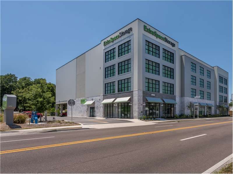Storage Units in Tampa, FL at 7202 N Florida Ave Extra Space Storage