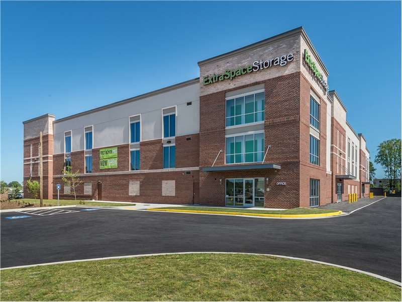 Storage Units in Doraville, GA at 6956 Buford Hwy NE Extra Space Storage