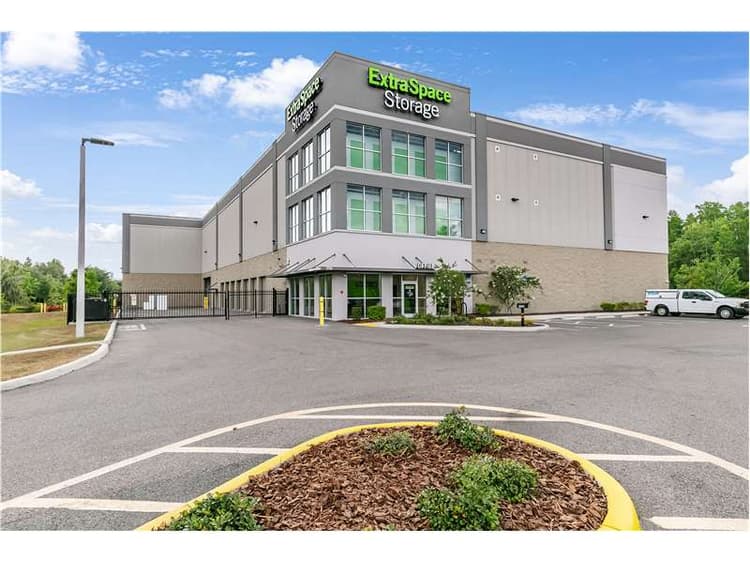 Storage Units in Wesley Chapel, FL at 27545 Dayflower Blvd Extra Space Storage