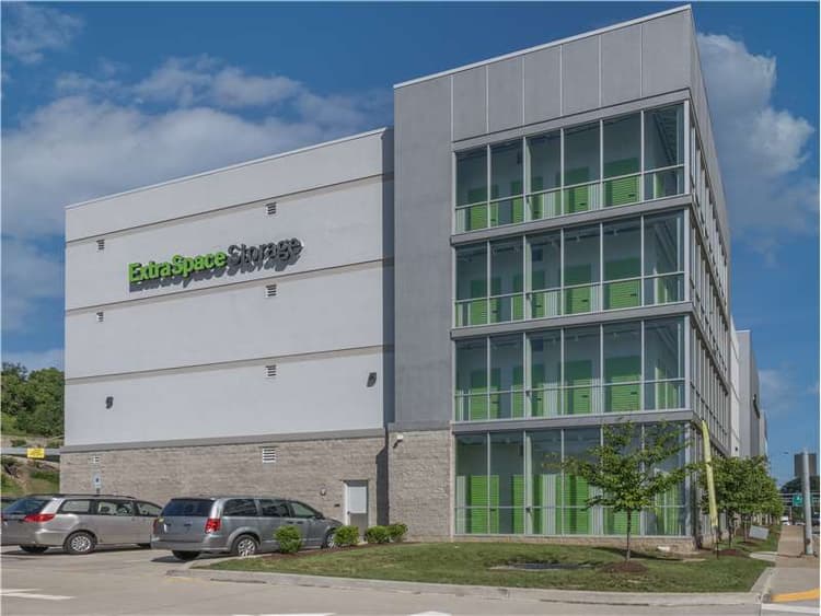 Storage Units in Pittsburgh, PA at 880 Saw Mill Run Blvd Extra Space