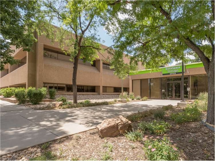 Storage Units in Lakewood, CO at 3840 S Wadsworth Blvd Extra Space
