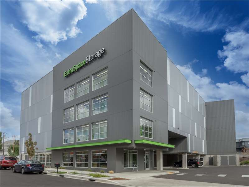 Storage Units in Tigard, OR at 7600 SW Atlanta St Extra Space Storage