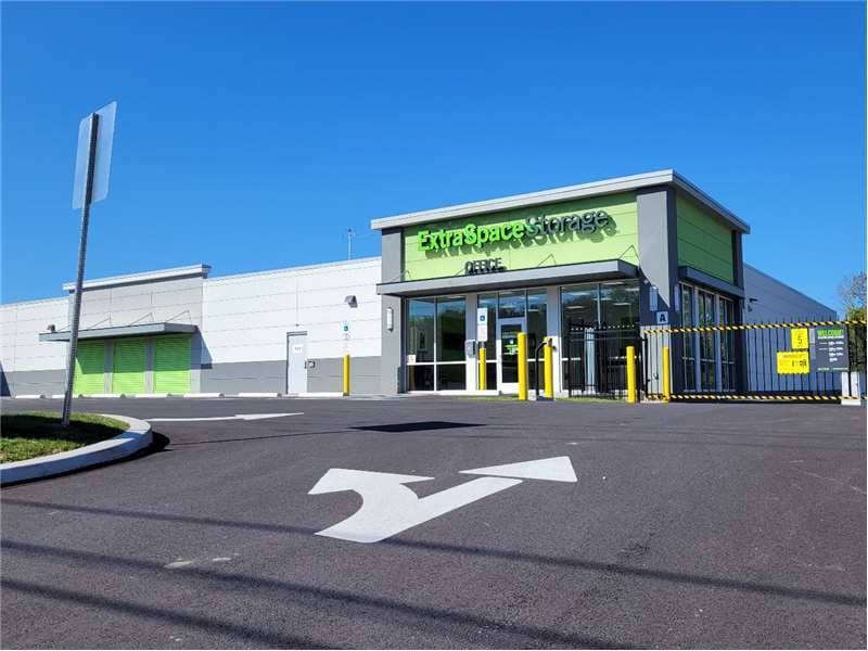 Storage Units in Morrisville, PA at 957 Lincoln Hwy Extra Space Storage