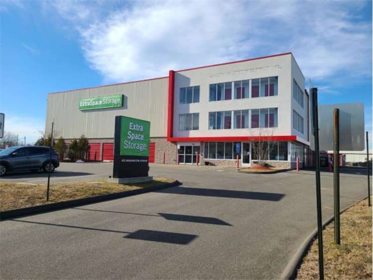 Storage Units in North Haven, CT at 453 Washington Ave Extra Space