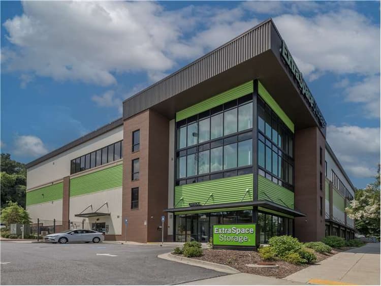 Storage Units in Atlanta, GA at 2033 Monroe Dr NE Extra Space Storage