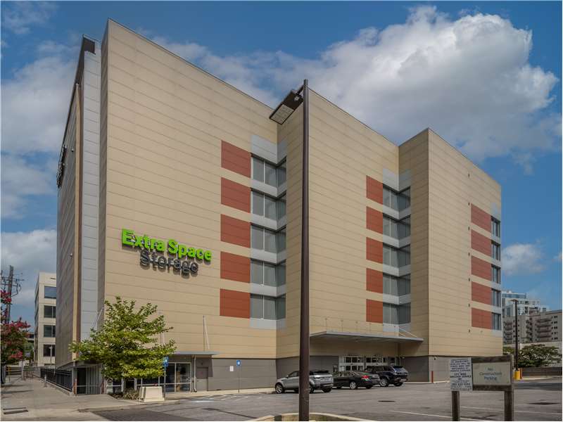 Storage Units in Atlanta, GA at 56 Peachtree Valley Rd NE Extra Space Storage