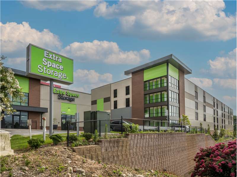 Storage Units in Atlanta, GA at 1484 Northside Dr Extra Space Storage