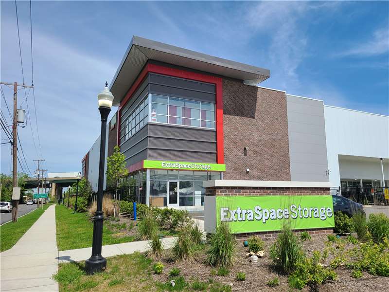 Storage Units in Hackensack, NJ at 374 S River St Extra Space Storage
