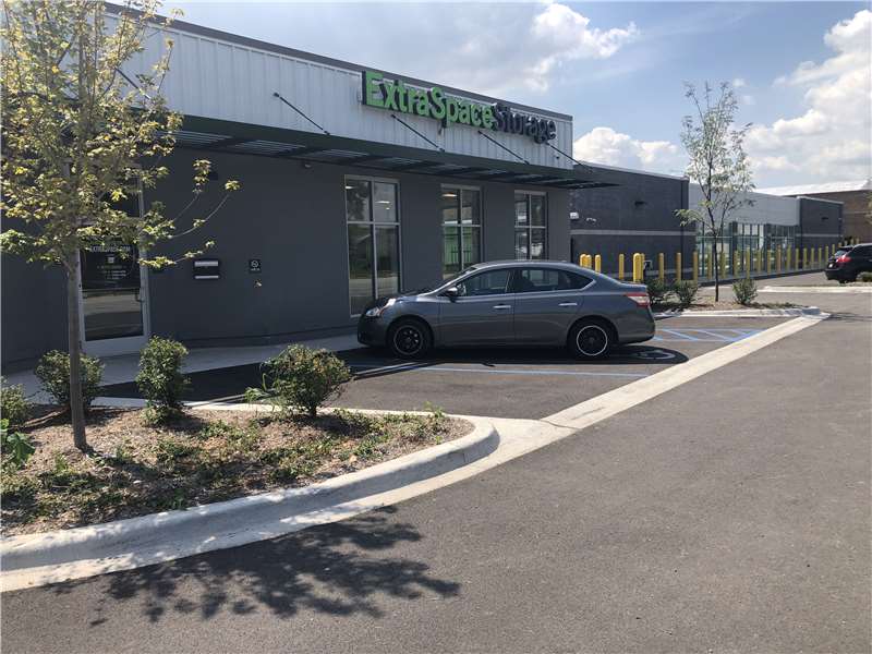 Storage Units in Hammond, IN at 950 165th St Extra Space Storage