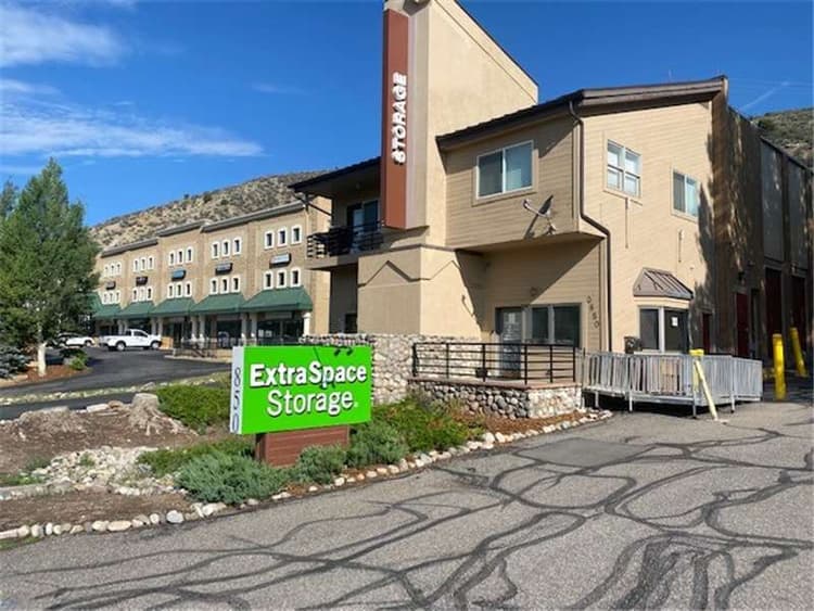 Storage Units in Avon, CO at 850 Nottingham Rd Extra Space Storage