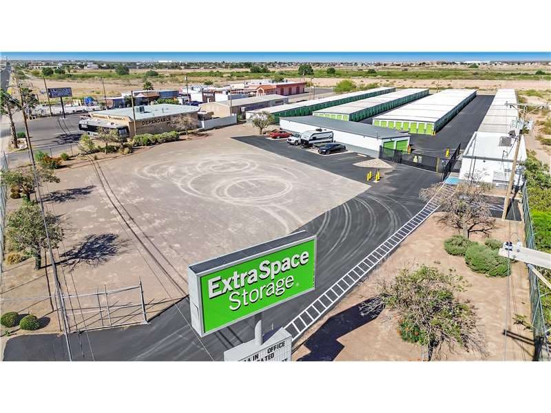 Storage Units in El Paso, TX at 10520 Dyer St Extra Space Storage